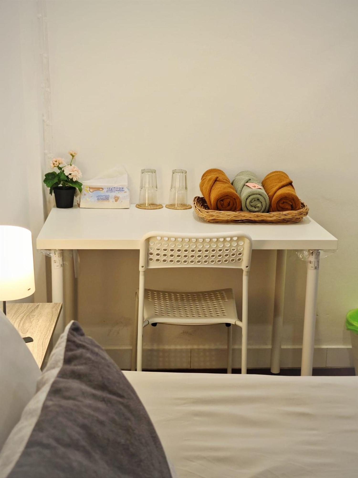 Homey Stay And Cafe By Hematoa Bangkok Eksteriør bilde